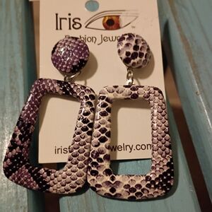 Acrylic Earrings That Are Post Back